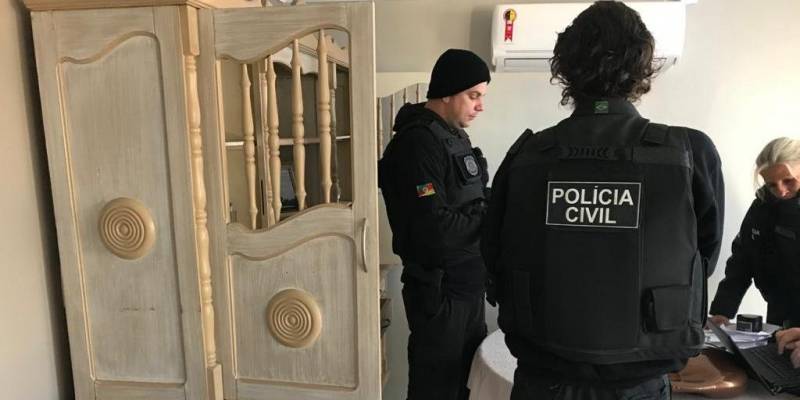 Preso advogado suspeito de usar atestado médico falso para liberar detentos pela Covid-19