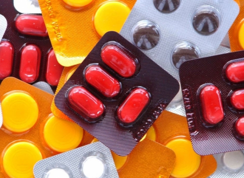 OMS vê primeiros resultados de testes com medicamentos para covid-19 