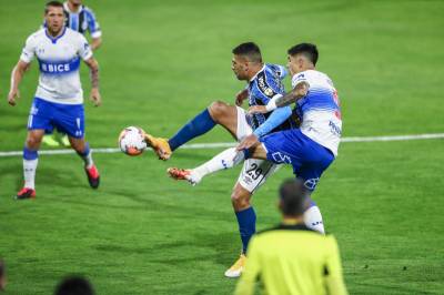 Grêmio é dominado pela Universidad Católica e perde por 2 a 0 na Libertadores