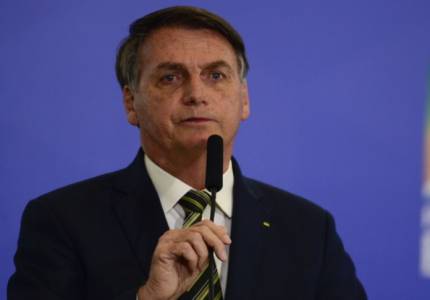 Bolsonaro afirma que governo distribuirá vacina para a Covid-19 após aprovação da Anvisa
