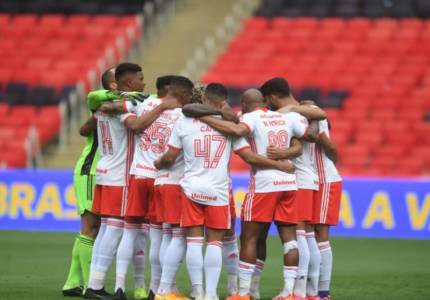 Inter perde de virada e vê chances de título diminuírem